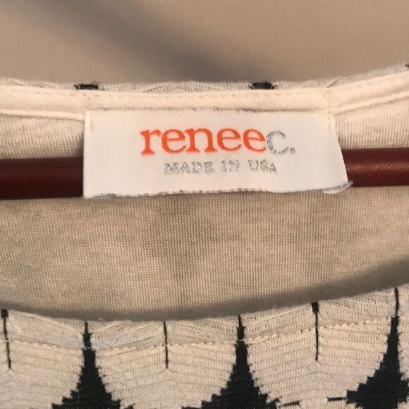 Renee C Geometric Print Skater Dress - Size Medium - Picture 4 of 7